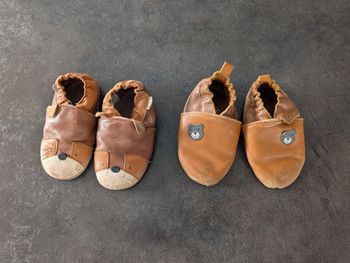 Lot 2 paires de chaussons Robeez