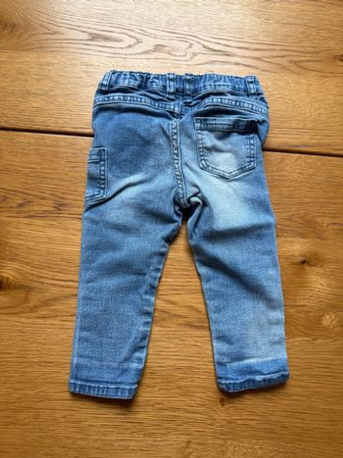Jeans Bleu Vertbaudet Bébé Garçon 18 Mois – Très Bon État – 1 Tache – Réduction sur Lot - photo numéro 2