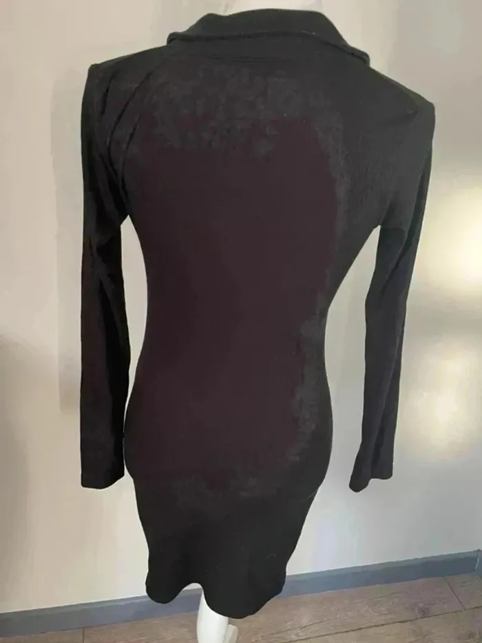 Robe moulante taille 36 stradivarius - photo numéro 3