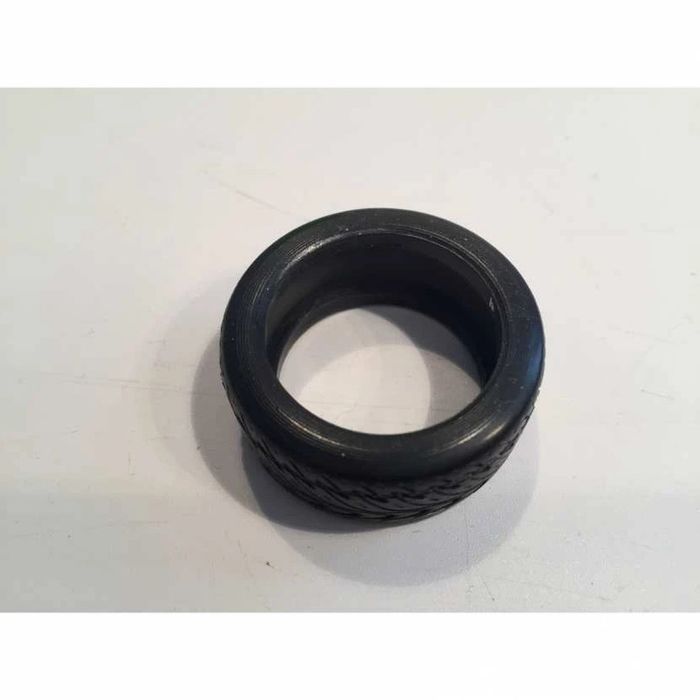 Pneu seul pièce détachée miniature Porsche Boxster 1/18 Maisto #A22