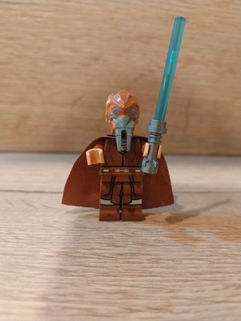Figurine type lego custom Jedi Plo Koon star wars