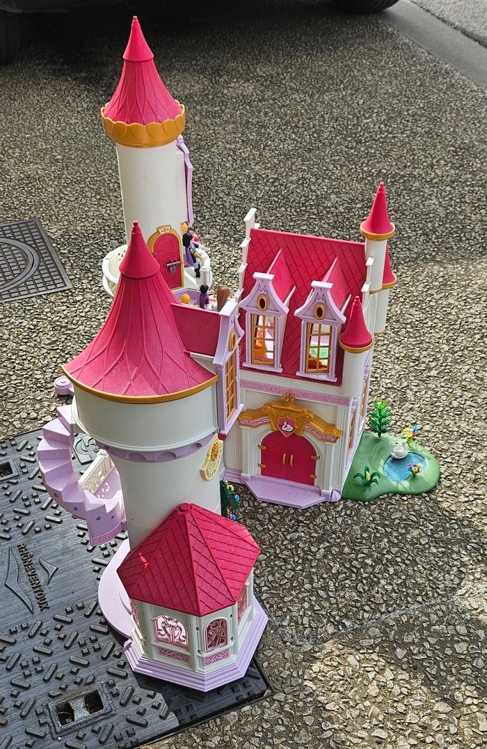 Grand château playmobil princesse - photo numéro 3
