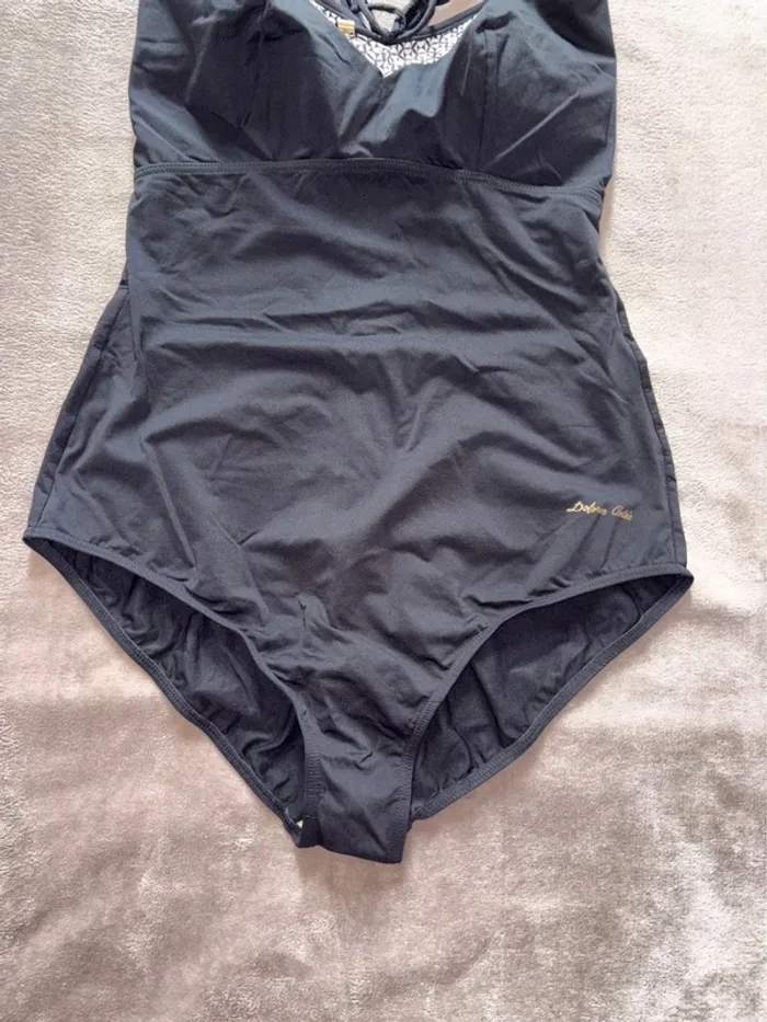 Maillot de bain noir une pièce femme taille 40 Dolores Cortés en très bon état - photo numéro 4