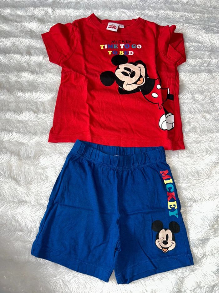 Ensemble Mickey