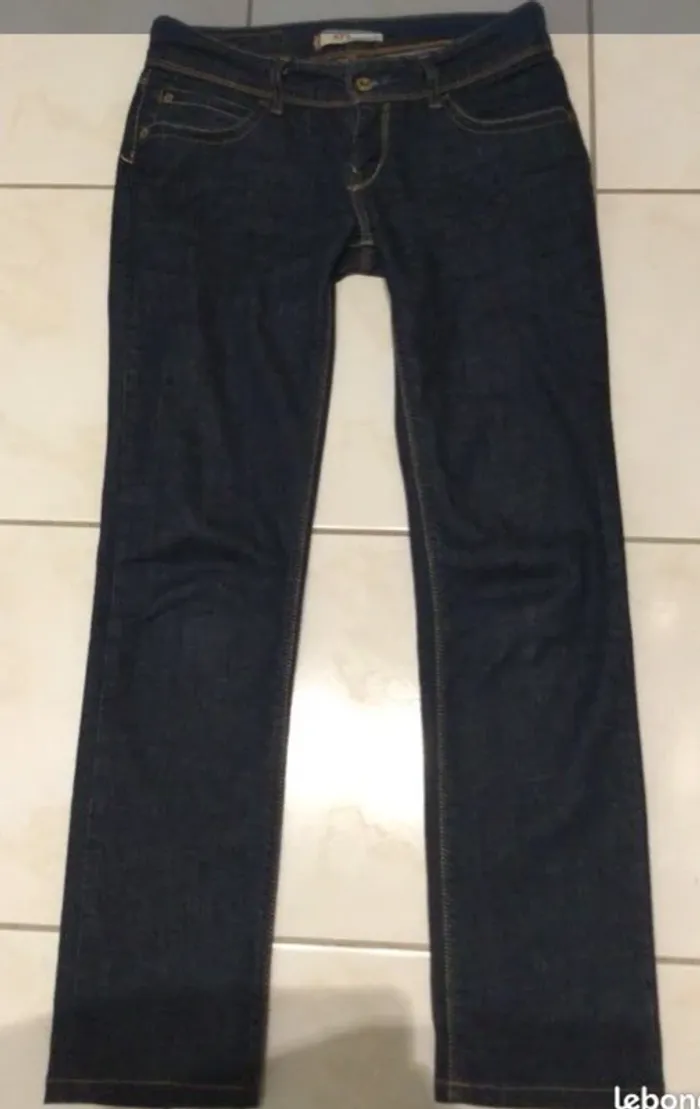 Jeans Levi’s 571 slim fit T34-36 - photo numéro 7