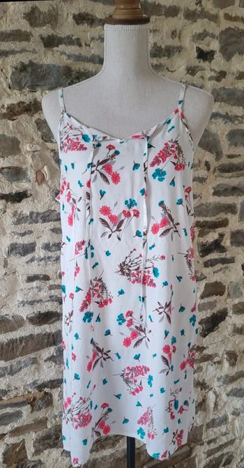 Robe d'été fleurie bleue rose beige sur fond blanc Z-One Taille L/XL ou 40