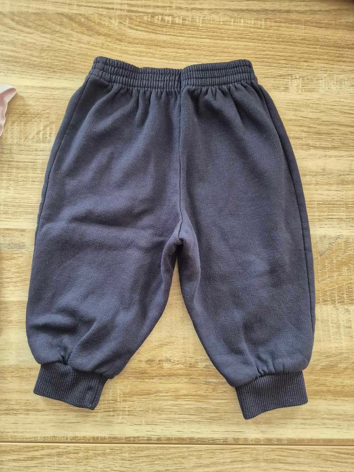 Ensemble body + pantalon 1 an - photo numéro 3