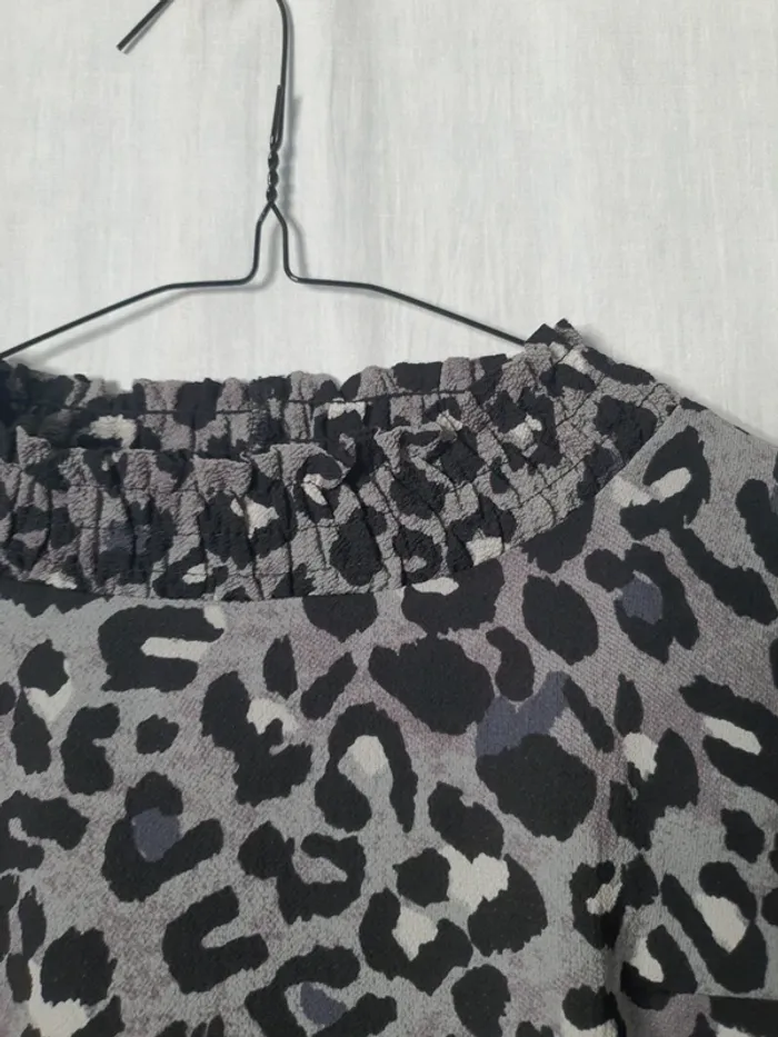 Blouse léopard grise - photo numéro 3