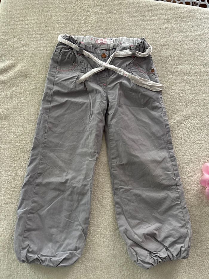 Pantalon large ceinture gris 4 ans