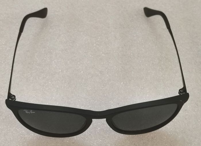 Lunettes de soleil "Ray ban" - photo numéro 4