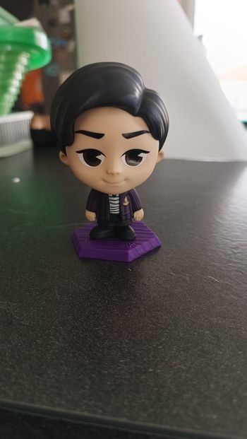 Figurine pugsley de mercredi 