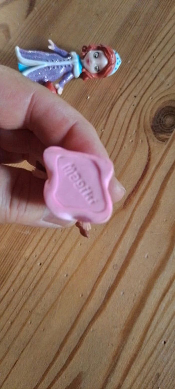 Figurines Princesse Magiki - photo numéro 4