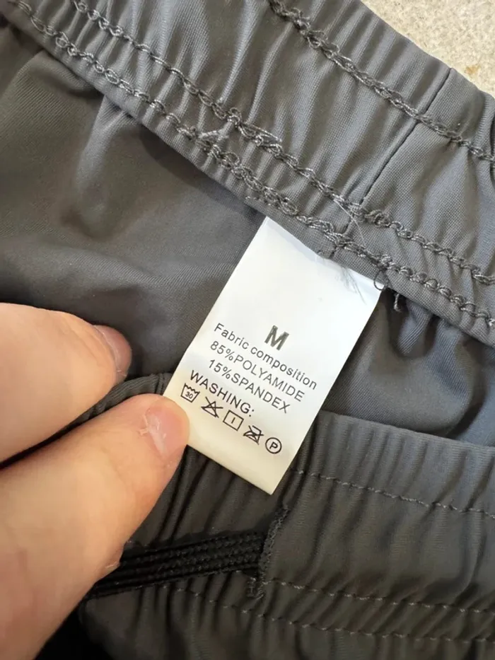 Jogging gris taille M, neuf sans étiquette, - photo numéro 3