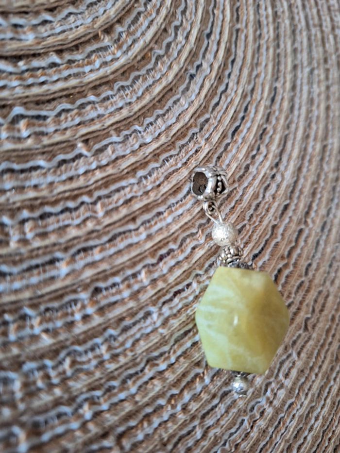 Pendentif en jaspe jaune - photo numéro 2