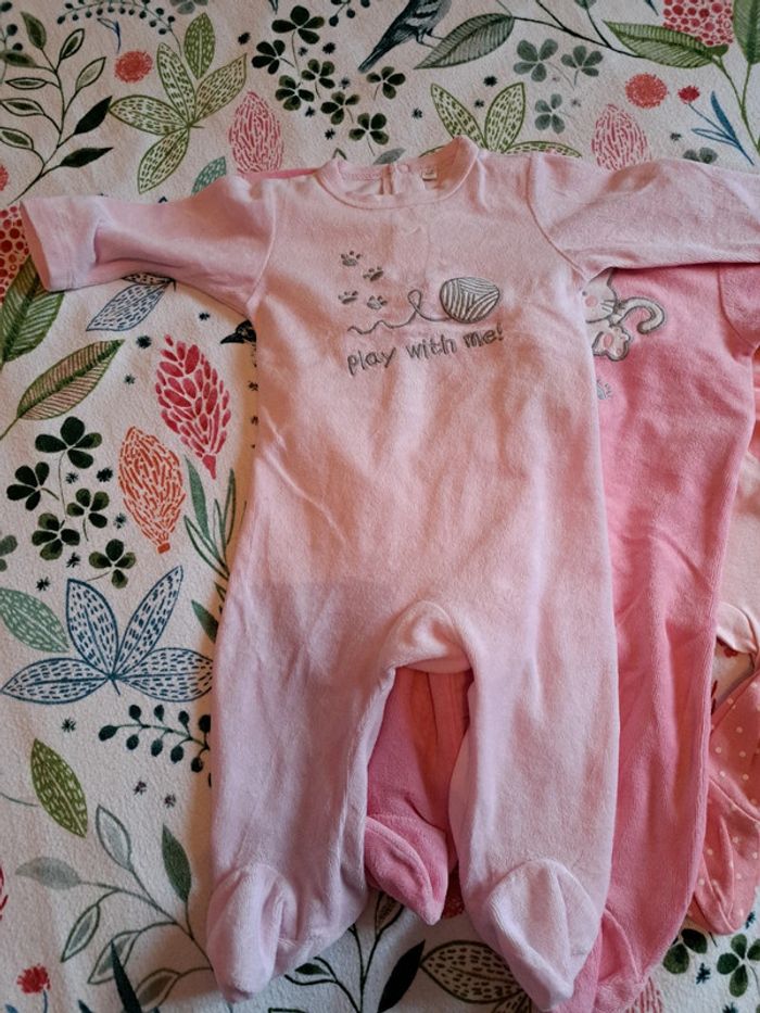 Lot de 5 pyjamas fille 3 mois - photo numéro 4