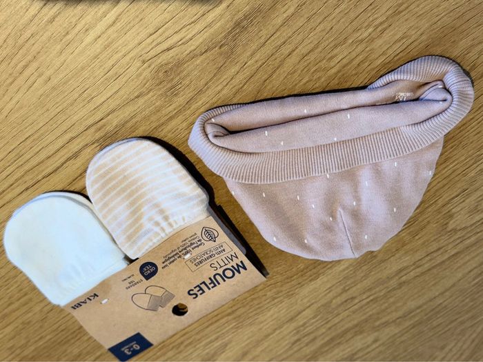 Moufles et bonnet de naissance - photo numéro 2