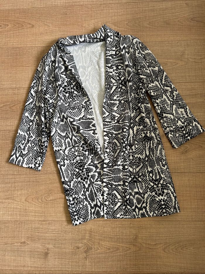Veste imprimée mi longue taille unique jamais portée - photo numéro 7