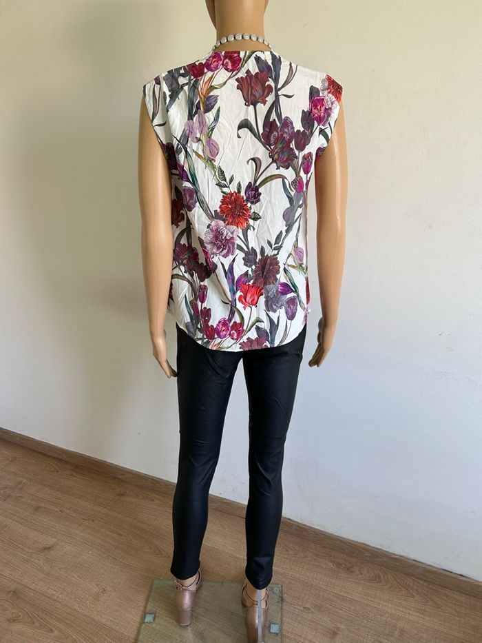 Blouse blanche et fleurie sans manches Morgan taille 38 jamais portée - photo numéro 6
