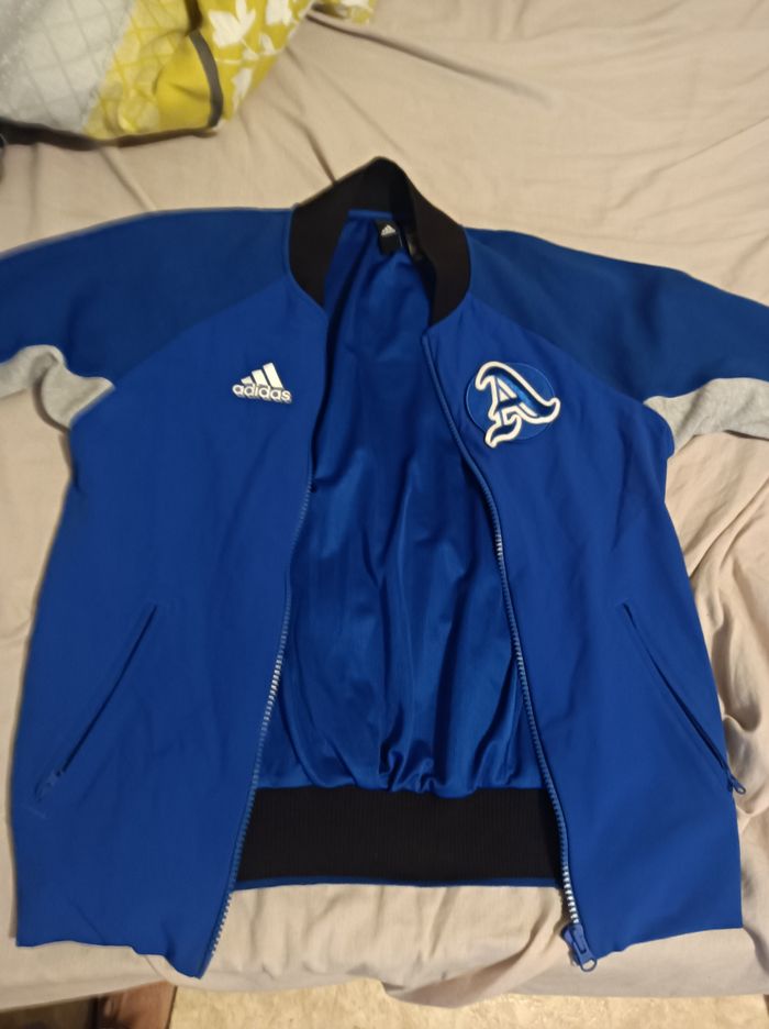 Veste Adidas logo scratch.T.s - photo numéro 2