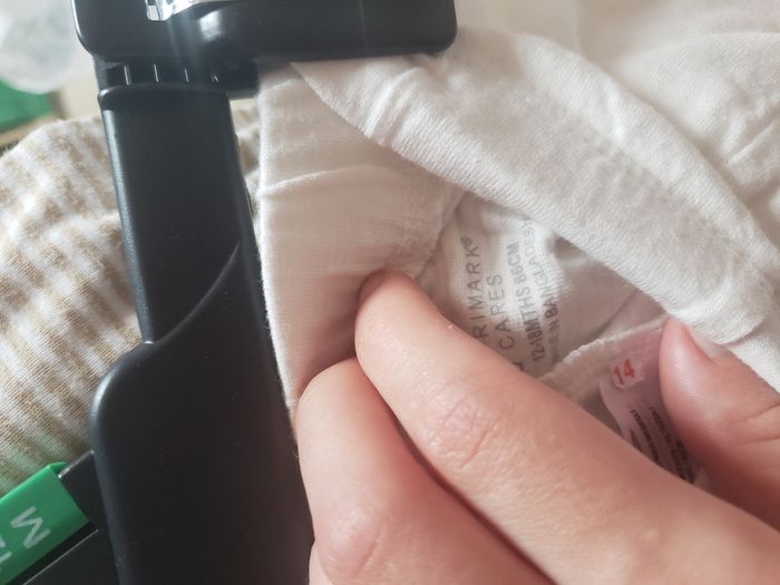 Lot de 2 shorts 🎀 Primark 12-18 mois 2€50 - photo numéro 4