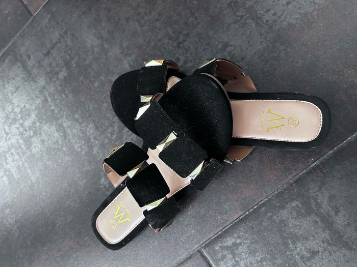 Nus pieds