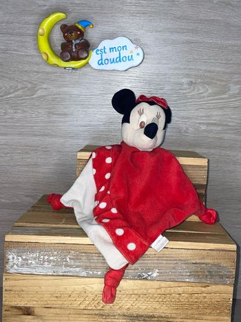 DY169 doudou Minnie Disney
