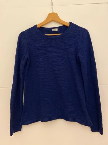 Pull bleu