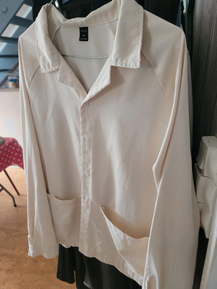 Chemise ou veste légère
