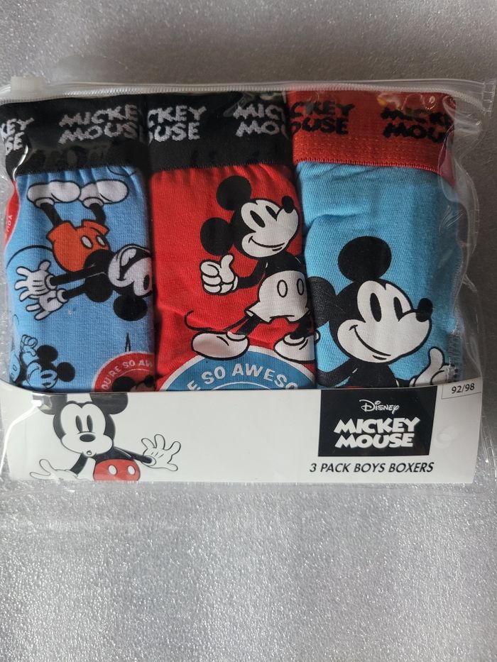 Lot de 3 boxer Mickey taille 92/98