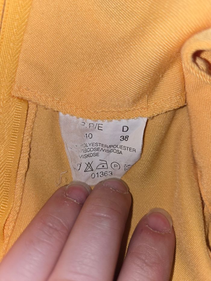 Robe jaune - photo numéro 3