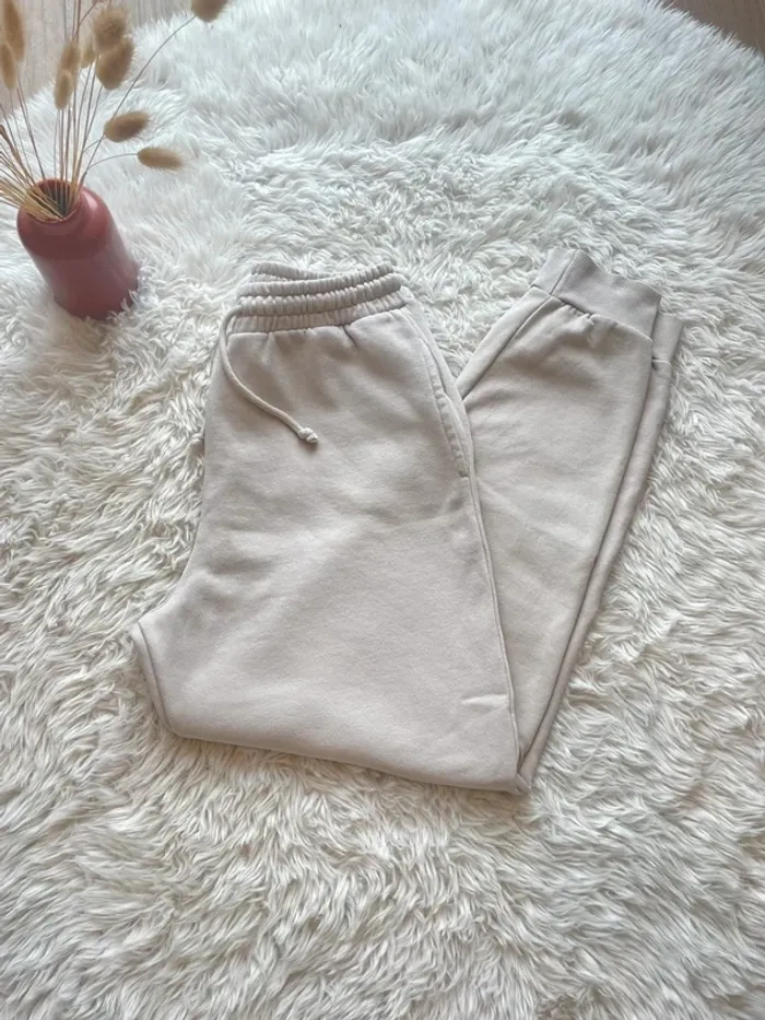 Pantalon survêtement Zara - photo numéro 2