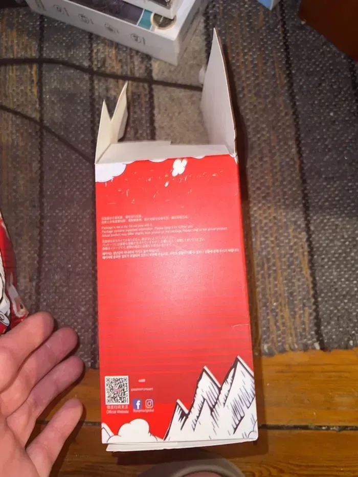 Labubu Coca-Cola officiel édition limitée très rare - photo numéro 4