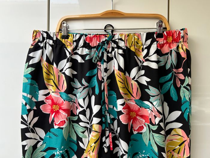 Pantalon fluide élastique fleuri fendu au jambes Joress Curve - Taille 3XL - photo numéro 2