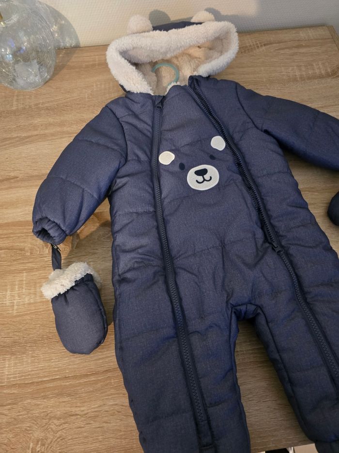 Combipilote taille 9mois en état neuf - photo numéro 5