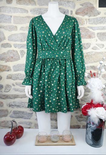 Robe de soirée manches longues bouffantes vert et dorée Femme taille 54 marque Boohoo 🌺