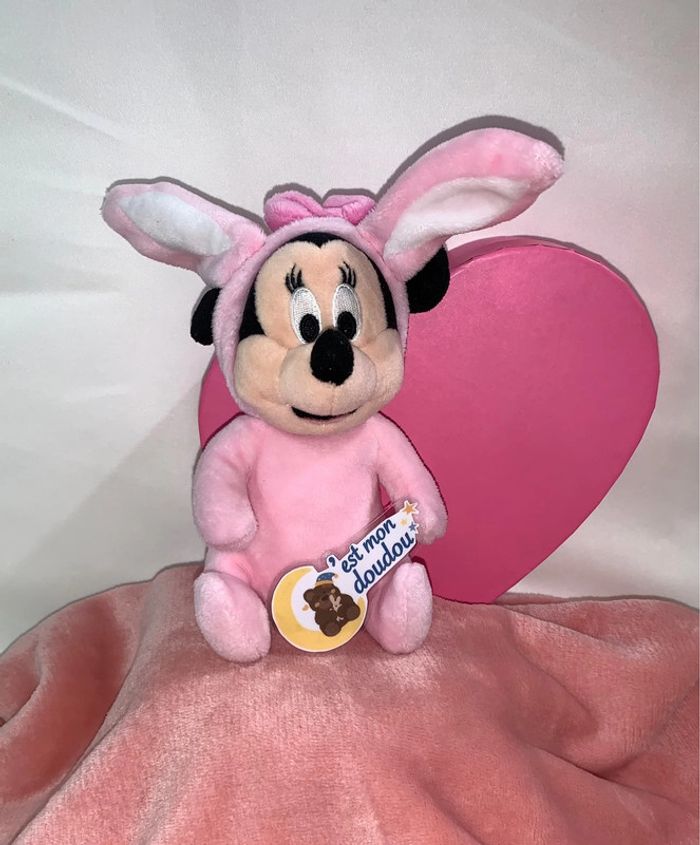 DY82 doudou minnie disney