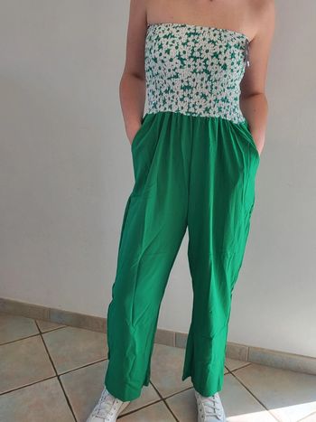 Magnifique combinaison verte