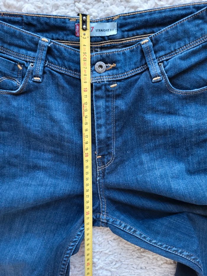 Jean Levi's bleu foncé 627 Straight fit Taille 37 - photo numéro 16