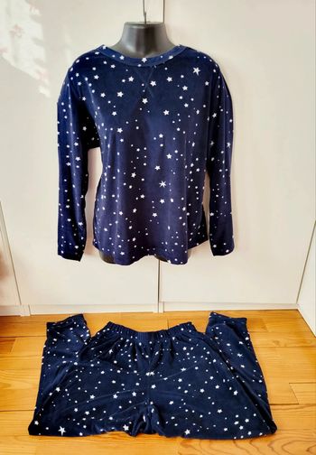 Ensemble pyjama tenue de nuit pilou pilou doux constellations étoiles univers coquette taille S 36
