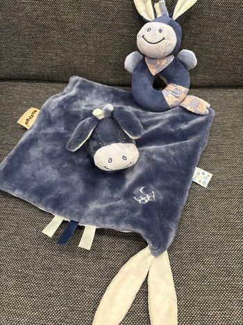 Doudou et Hochet Nattou