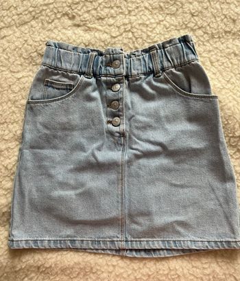 Jupe en jeans bleu clair Kiabi très bon état