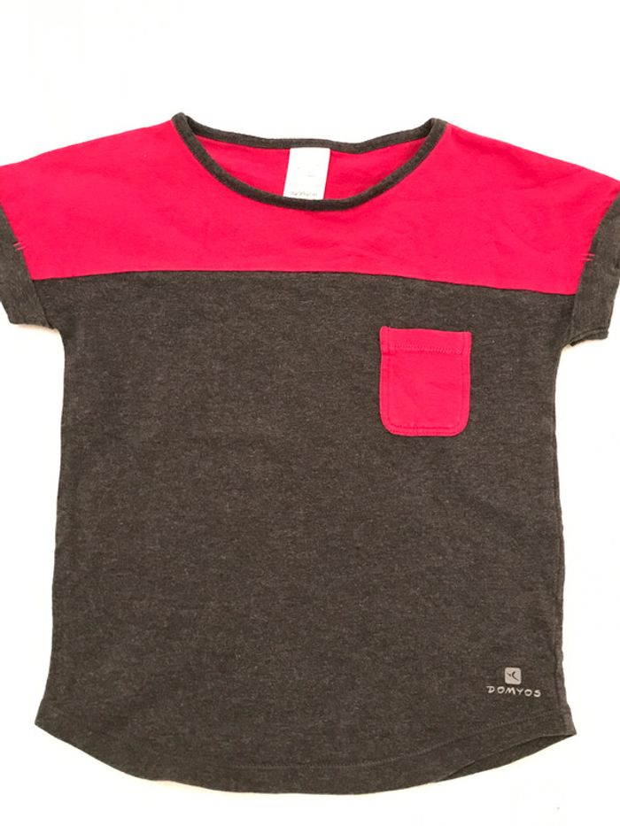 Tee-shirt anthracite & fushia manches courtes