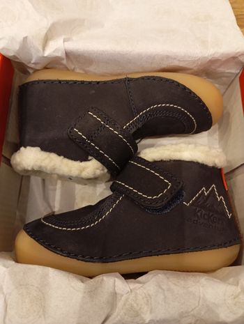 Kickers neuves mixte en taille 21