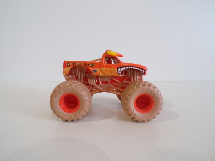 Monster trucks - Monster Jam - El Toro Loco (J14) - photo numéro 3