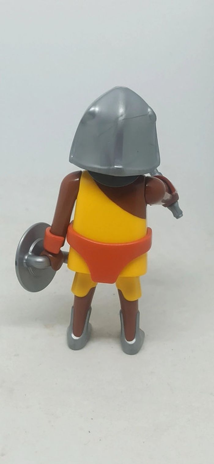 Homme gladiateur avec bouclier gris rond playmobil - photo numéro 2