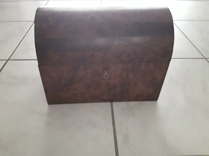 Coffret à bijoux en bois de noyer - photo numéro 3