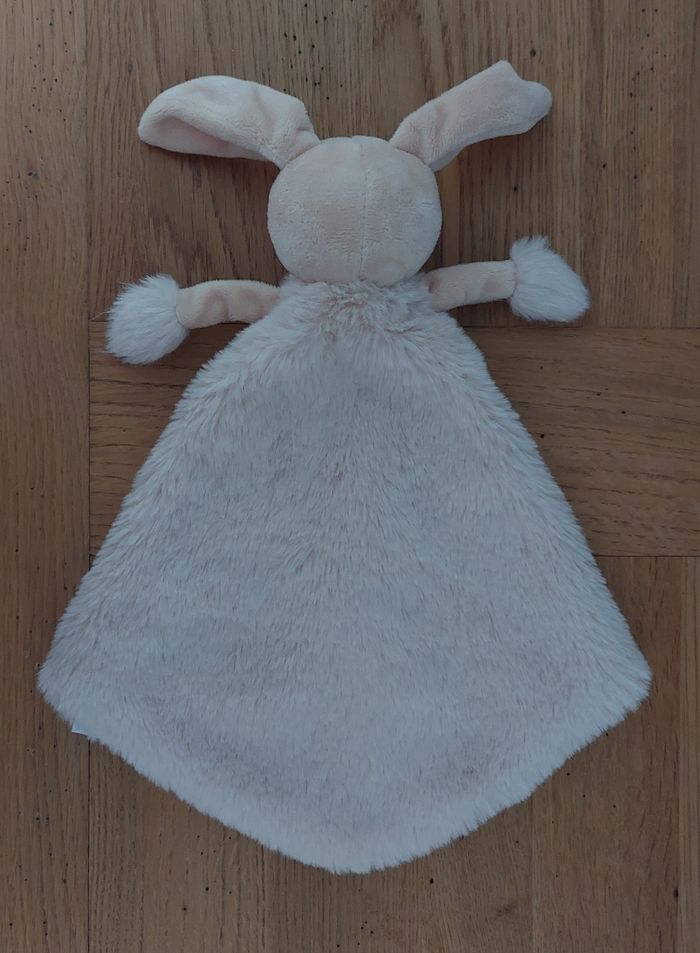 Doudou cape marionnette Valentin le lapin - Pioupiou et Merveilles - photo numéro 3