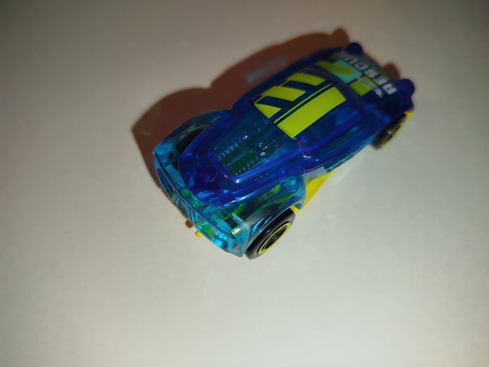 Hot Wheels Lightnin' Bug 2023 - photo numéro 6