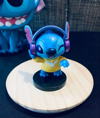 Figurine Stitch collection concert 1 sur 6 