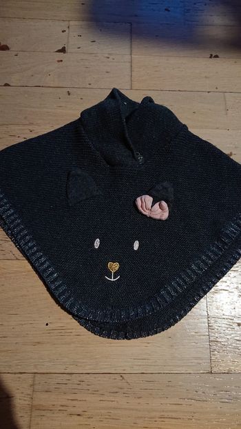Poncho gris/ noir tête de chat